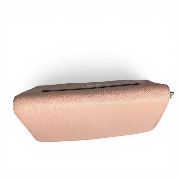 COACH Accordion Zip Wallet in Light Blush Crossgrain Leather - EUC - Picture 3 of 10